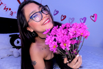 You agree to be my Valentine's Day? 💐💜