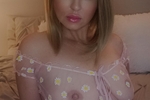 Blond Wig with Daisy's