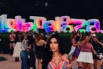 c h e s k a i'm filipina american dutch ( wanna know me more ? buy my social med with free 10 cum videos ) โ Chicago ( Lollapaloza )