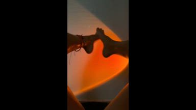 I want you to admire my little feet 👣🔥