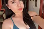 I’m live now… barely covered and full of naughty p
