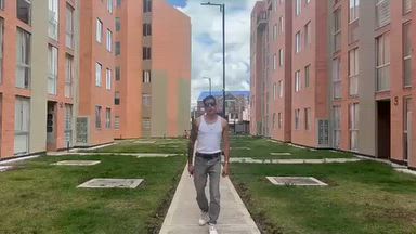 chomelo โ Sexy Latino
