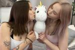 🦄T