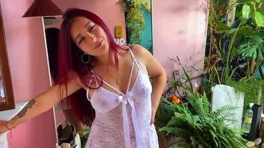 Enjoy my body and lingerie outdoors