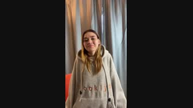 my favorite fluffy sweater, I look so cute in it :