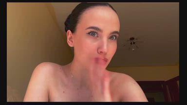 Emily💜 webcam