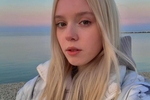 :3
