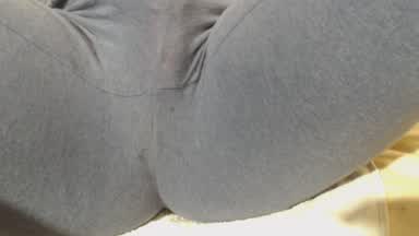 Squirt in leggins...