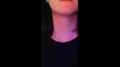 <3