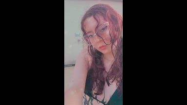 hi welcome suck me