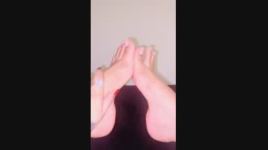 feet
