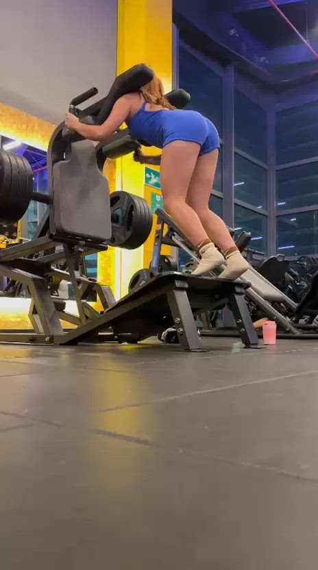 look at my gym routine