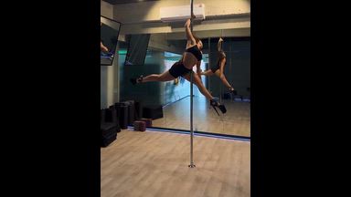 pole dance