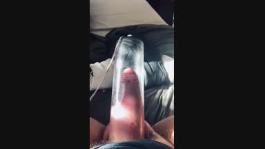 Pumping Close-Up Gooning