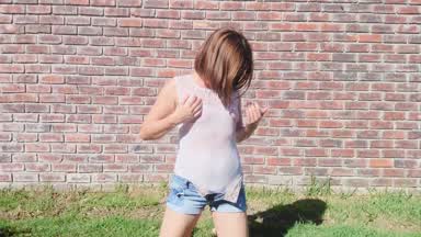 Risky Outdoor BJ Turns Into a Cum Soaked Face and