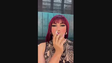 🚬😈