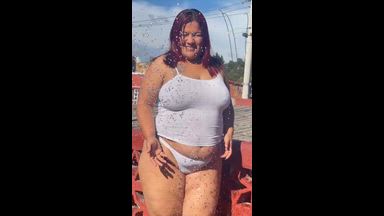 A full, harmonious figure filled with personality