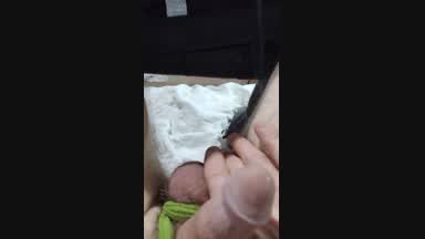 Jacking my shit while on sk8te