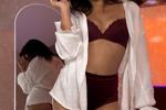 SEXY GIRL