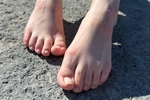feet
