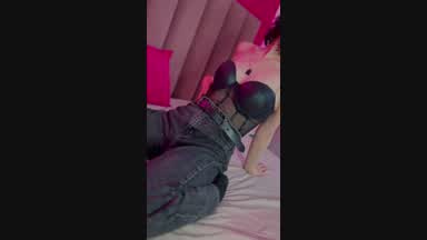 black look in a pink room