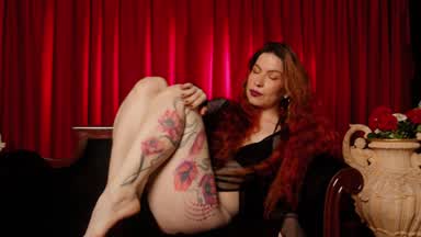 🔥Teasing you in the red embers of passion 🔥