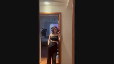 <3