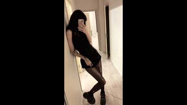A short video of my body)