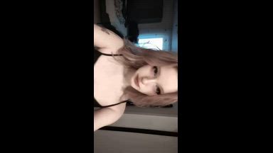 me - Hi, Im Ava !