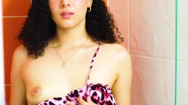 Take a shower with your hot girl