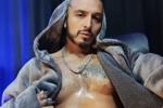 come with your male bearskin
