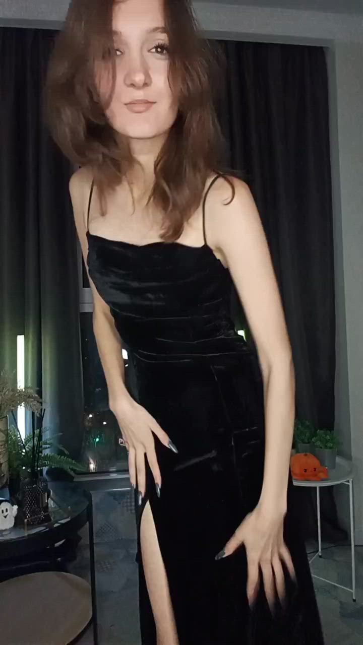 make my ass red with spanks^^