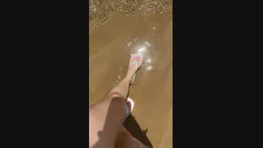 🌊
