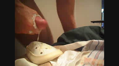 shawn johnson โ Cumming on my cup & jockstrap