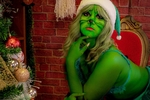 Bella as Grinch💚✨