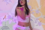 KISSES!!