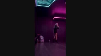 High heels dance