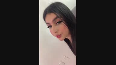 👀