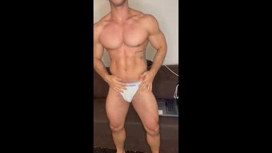 FLEXING show