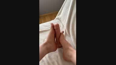 👣 Feet Dildo Play 🍆