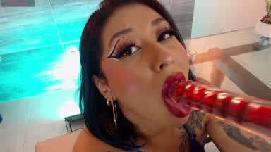 delicious blowjob in the office