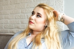Lady Blonde