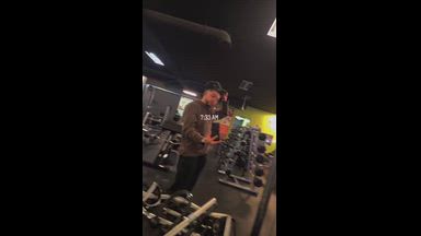 Just a video of me😎