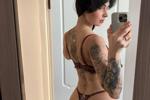How do you like my lingerie set?