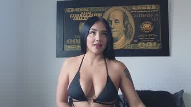 creampie-filled pussy in close-up