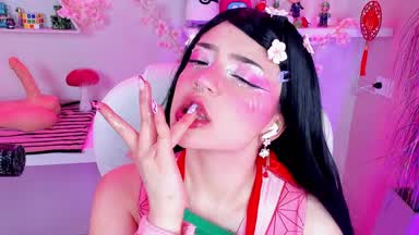 Nezuko flirting ♥