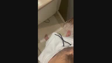 Cock reveal