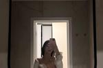 interesting photo in bathroom