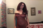 NEW MATURE RED QUEEN PICS