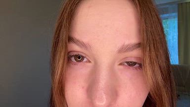Eyes very close up !